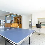 Spacious Retreat, Camps Bay